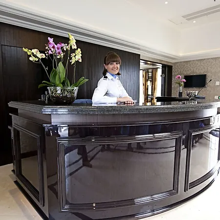 Select Ms Charles Dickens - Hotel 4*